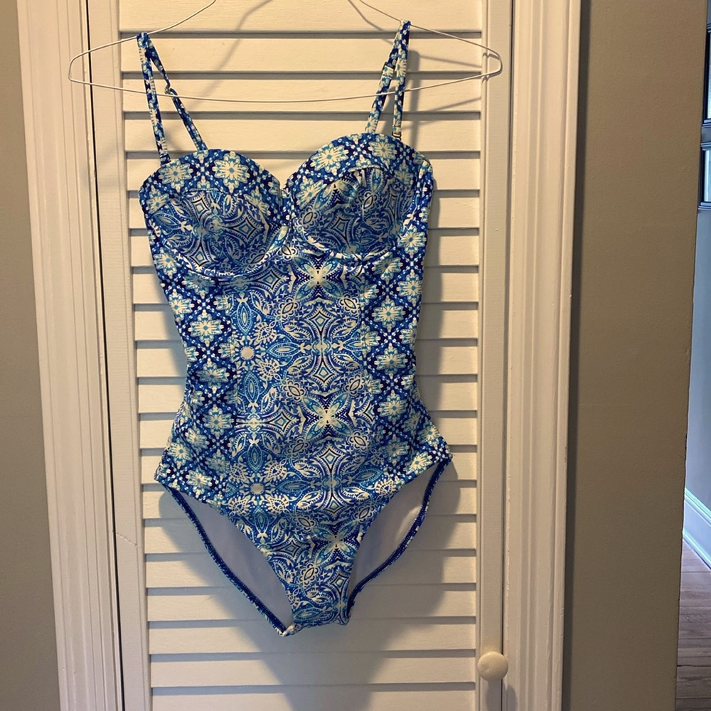 Lands End One Piece Bathing Suit